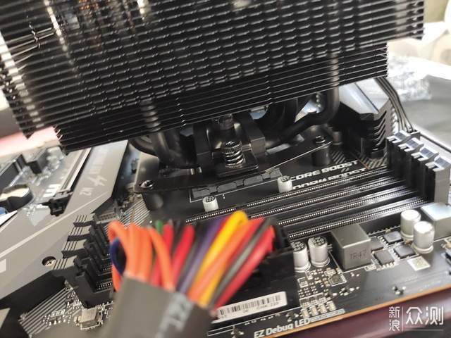 极速降温，冷静游戏，乔思伯CPU散热器_新浪众测