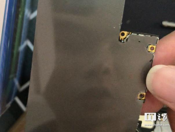 【首发】 iPhone 6S 改装石墨烯散热，榨干苹果A9全部性能