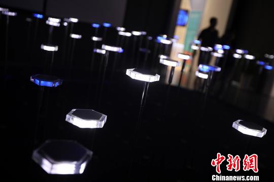 西太湖石墨烯产业展示馆。　泱波 摄