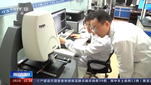 迷你又精巧 这个科研团队给机器人穿上“防滑跑鞋”