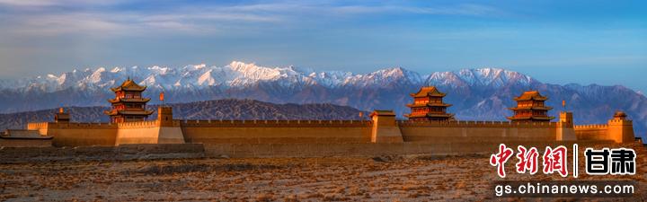 天下第一雄关——嘉峪关。(资料图) 师永红 摄