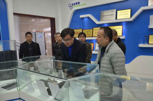 北京石墨烯工程技术研究中心与烯碳科技有限公司达成初步合作意向