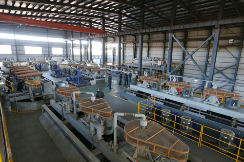 帝源公司依靠科技团队力量打造石墨产业高地