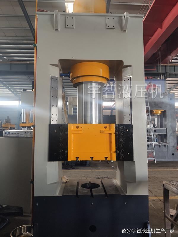 石墨烯导散热膜片材平压机——1000吨石墨烯真空成型液压机