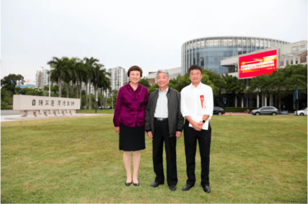 南国清华人物访谈 | 冯冠平：从清华园到深圳湾