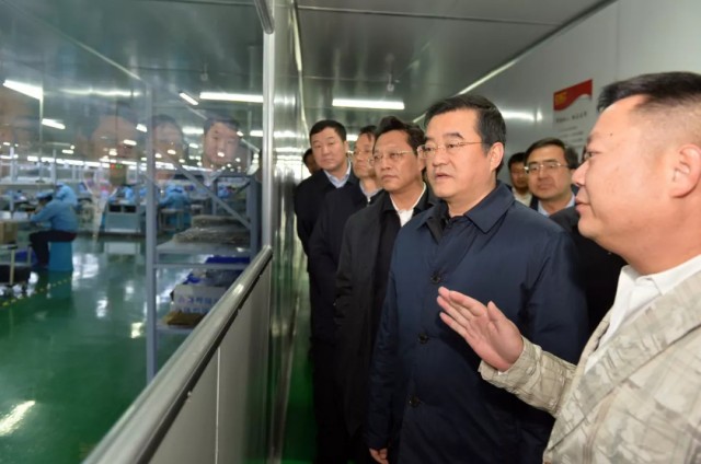 如何推进龙江石墨产业发展 庆伟书记提出“四个要”！