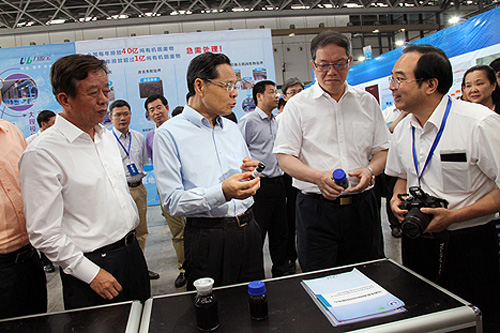 广西大学参加2016年第三届广西工业和信息产品展示会