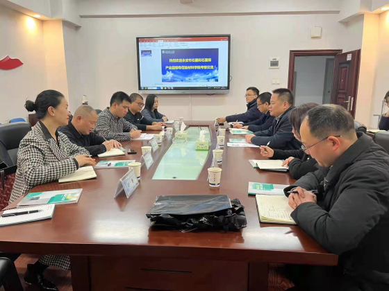 永安市石墨和石墨烯产业园领导一行来长沙理工大学材料学院开展微晶石墨产学研合作洽谈