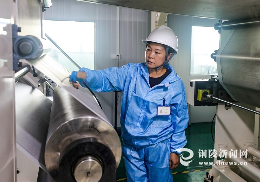 铜陵：加快调试 忙投产