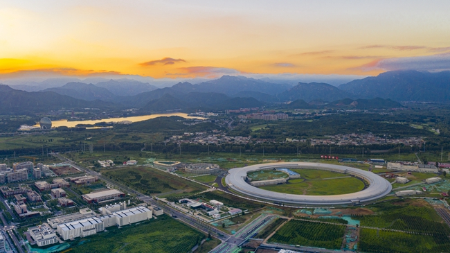 北京：加速建设科技创新之城  全力争先竞逐世界高地