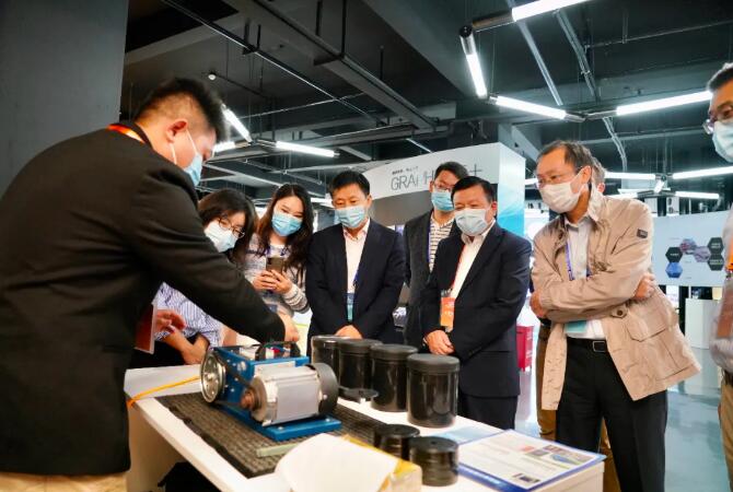 来宝山共享创新创业活力！欧美同学会第二届中美经贸论坛嘉宾走进宝山