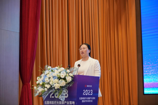 南康区委宣传部部长刘婷婷正在发言。 钟可欣 摄