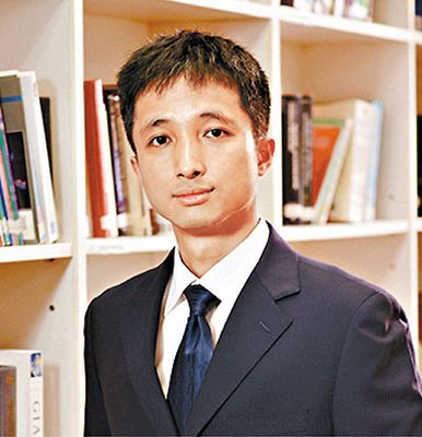 香港两学者获全球华人物理与天文学会“亚洲成就奖”