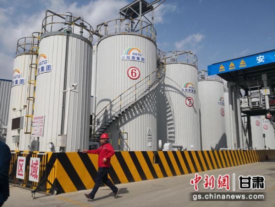 甘肃引进石墨烯改性沥青生产技术 探环保公路建设