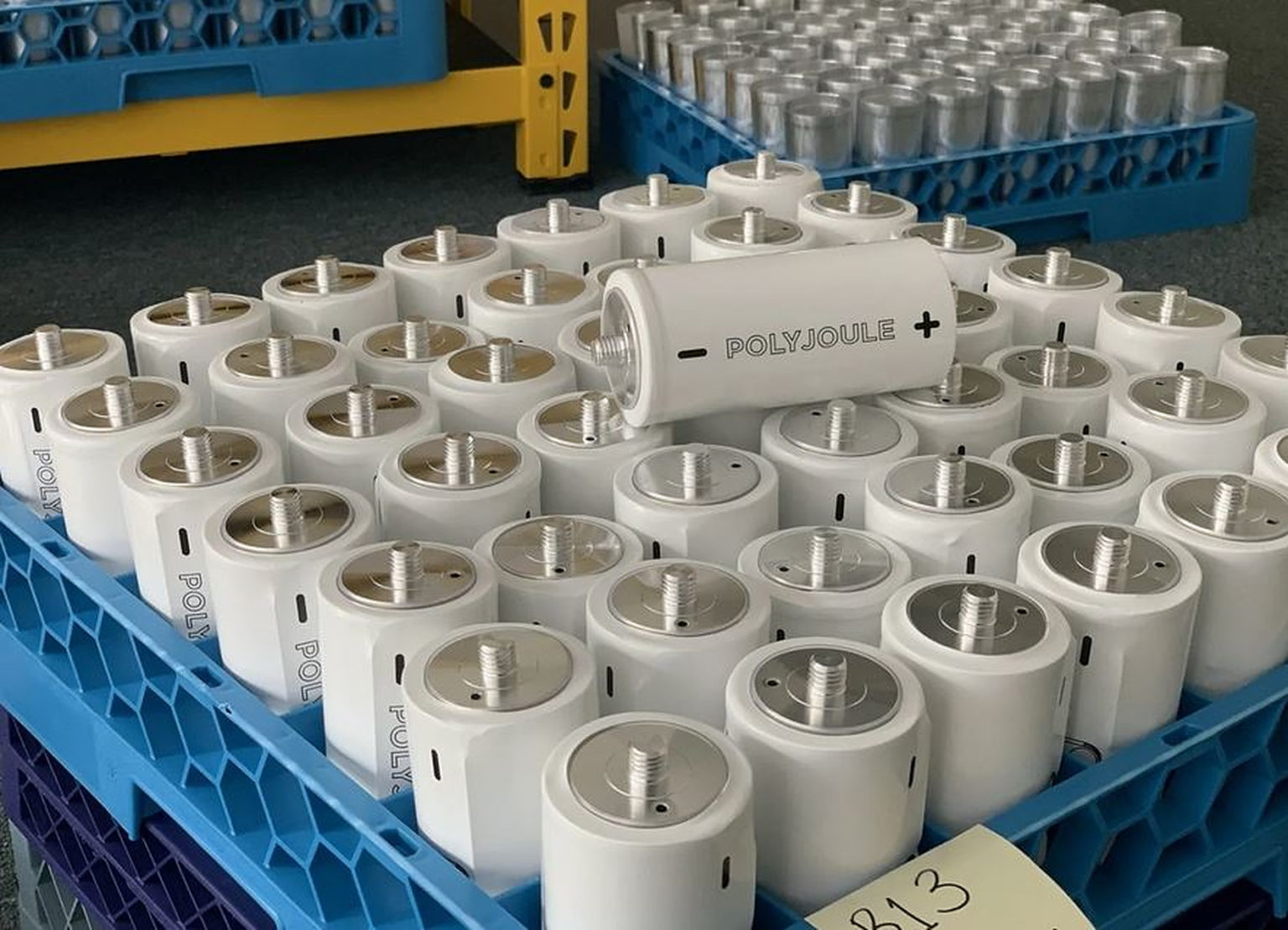 美国初创企业开发用于固定存储的聚合物电池