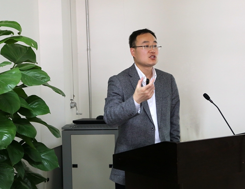 北京理工大学曲良体教授、张加涛教授到理化所交流