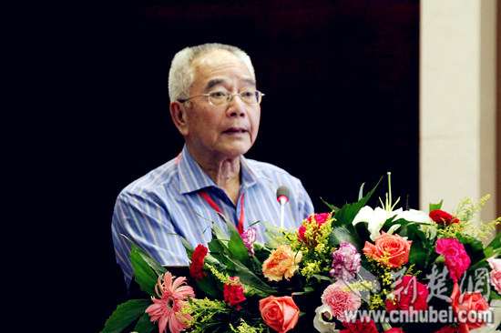 全国“石墨产业的未来”研讨会在昭君故里兴山县举行