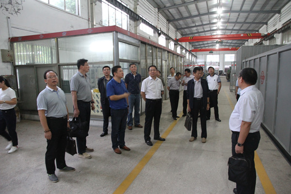 如东县人大常委会考察调研石墨烯产业发展情况