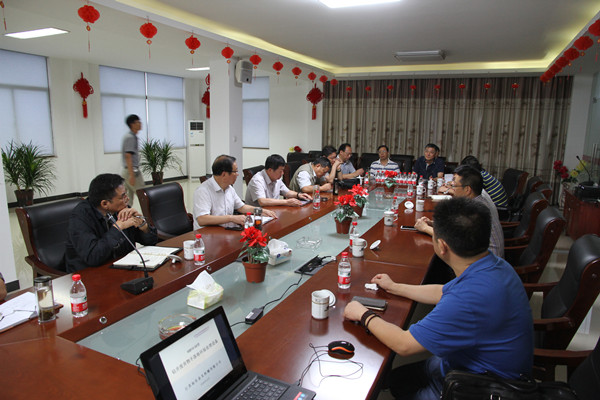 如东县人大常委会考察调研石墨烯产业发展情况