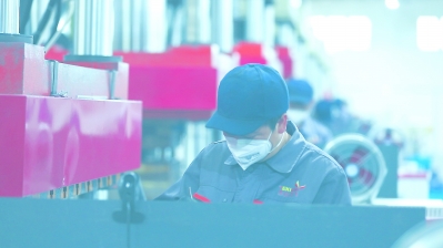 “黑金”炼成记