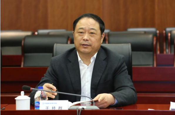 磐石市委书记于技群到中国航发集团北京航空材料研究院和北京石墨烯技术研究院考察调研