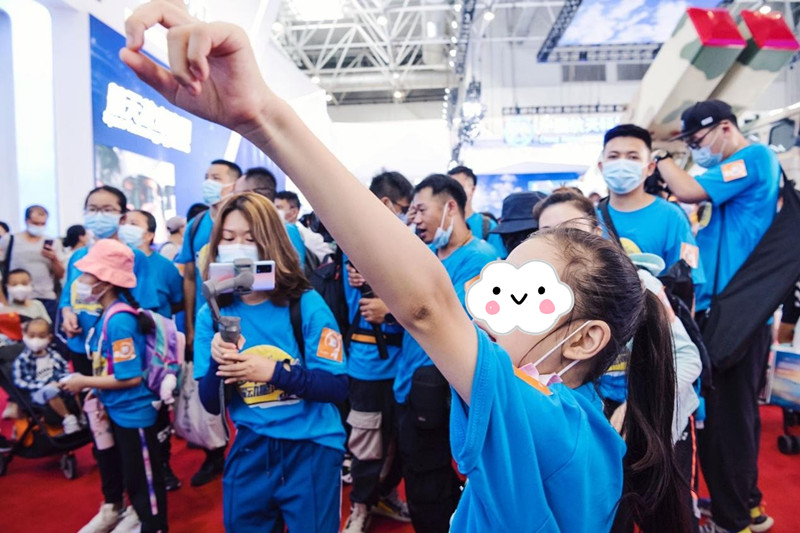 联手中国航天·太空创想定义“科技新国潮” 361°儿童全速领跑运动童装赛道