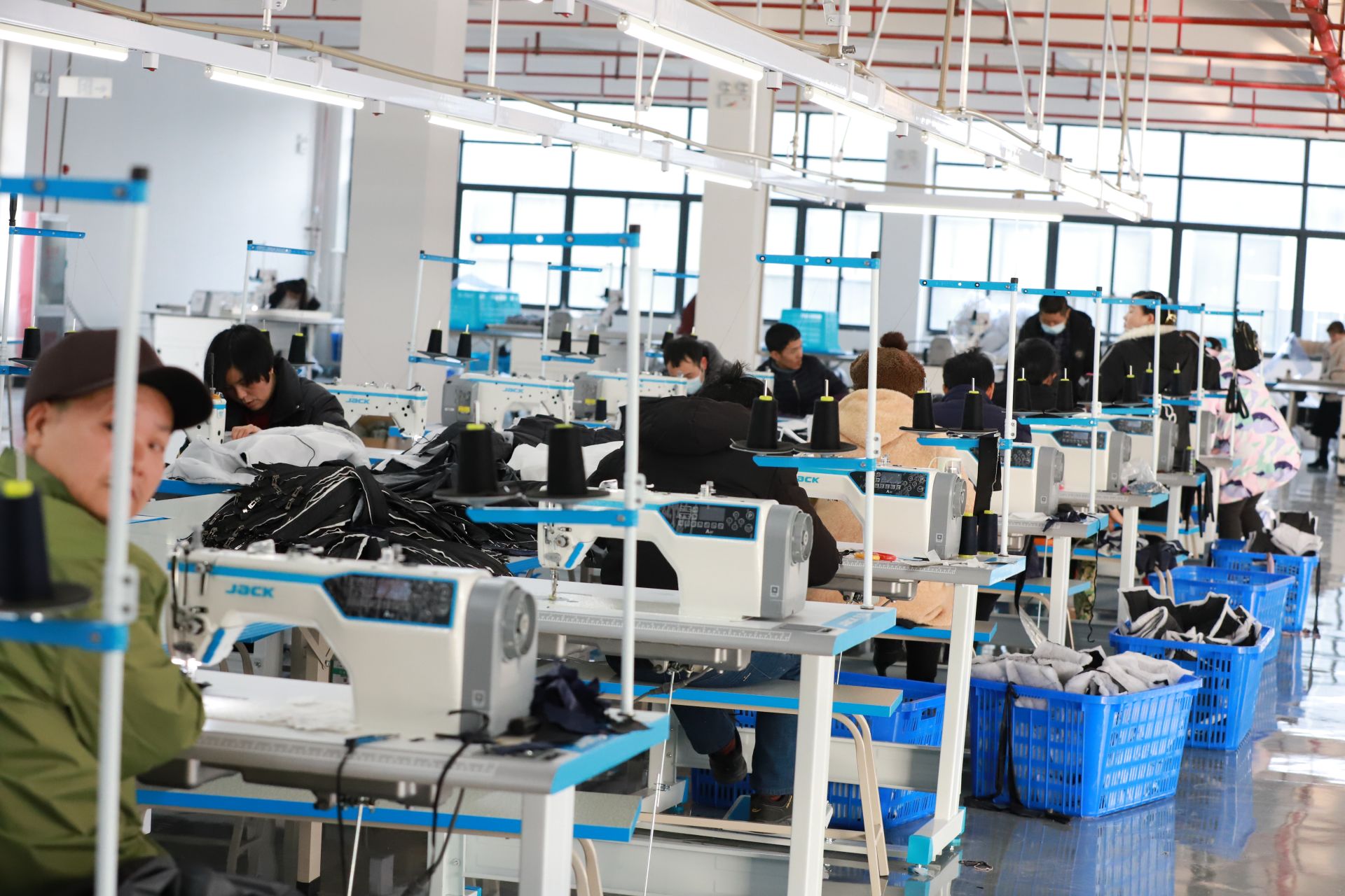 都昌县委书记邱舰调度重大项目建设情况