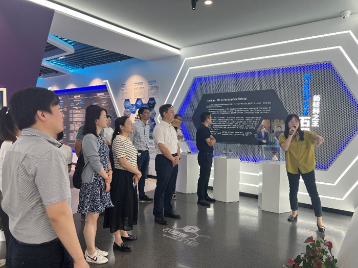 工程和生态塑料国家工程研究中心党支部赴浙江开展主题党日活动