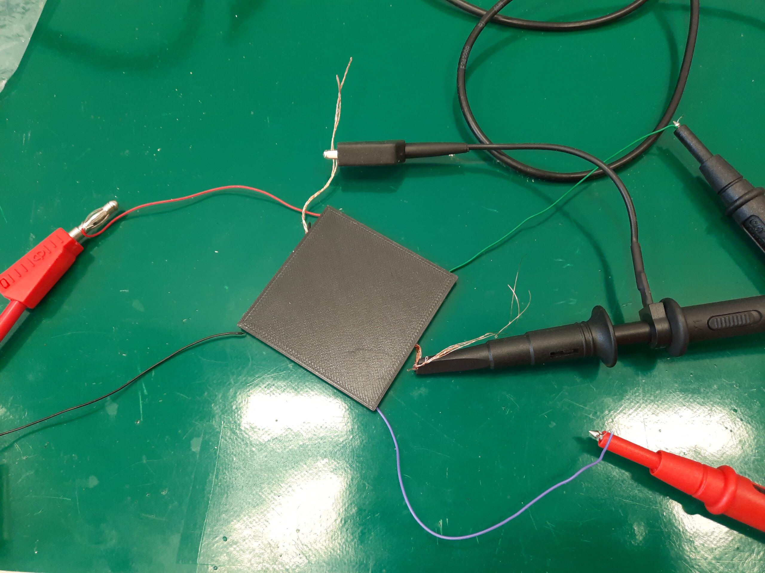 含有石墨烯的 ESD 聚合物：防止静电放电