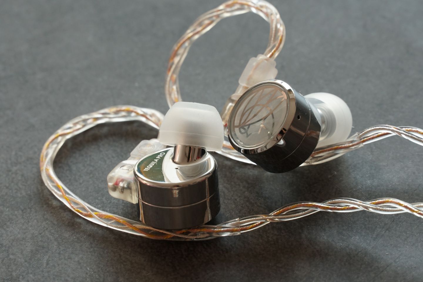 钻石振膜TFZ TEQUILA PRO对比石墨烯膜T2PRO、镀铍膜ESSENCE