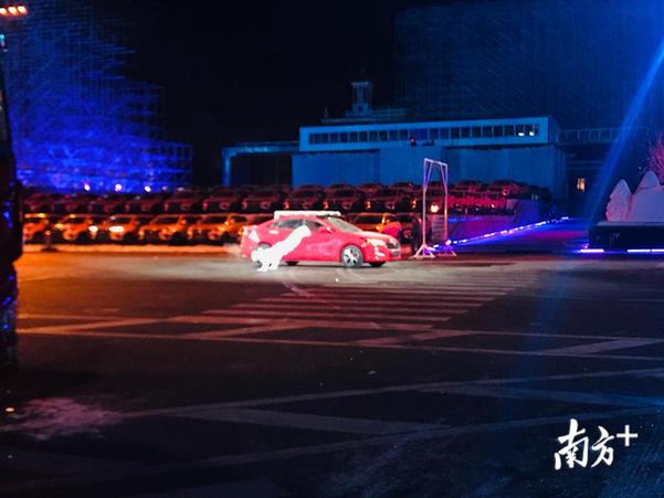 零下 20 度穿单衣表演汽车特技？春晚长春分会场藏着深企黑科技！