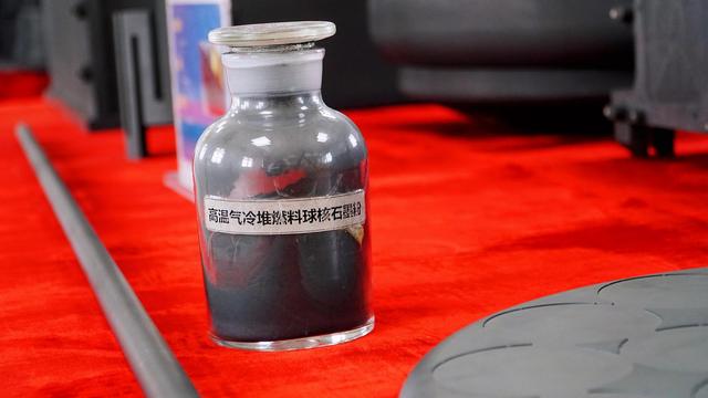 永宁县：年产2万吨特种石墨产能项目建设如火如荼