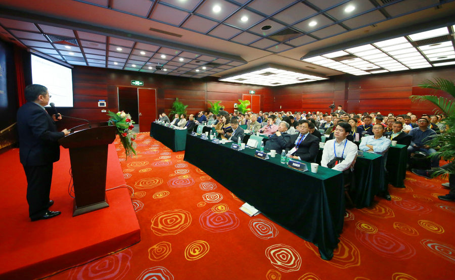 第十九届高交会配套专业会议—石墨烯高分子复合材料研讨会圆满召开