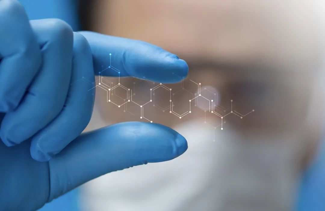 左手定制家居、右手石墨烯，德尔未来转型迎首亏0