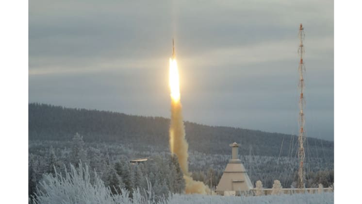 Image caption MASER 15火箭发射（图片来源：Jean-Charles Dupin）。