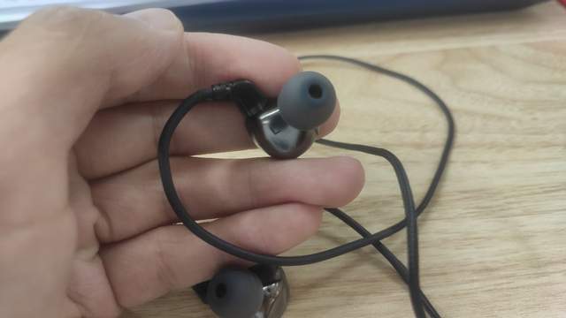 余音SG-01 金银色已上架，机身颜更色丰富