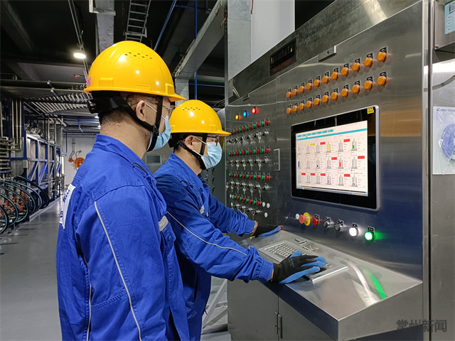 国内首条一体化防腐涂料智能生产线在常启用