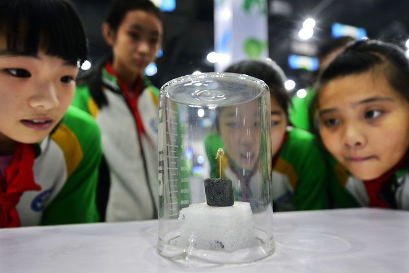 上海打造创新功能型平台，破解石墨烯产业化难题