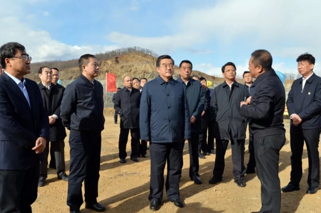 如何推进龙江石墨产业发展 庆伟书记提出“四个要”！