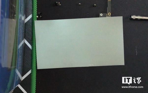 【首发】 iPhone 6S 改装石墨烯散热，榨干苹果A9全部性能