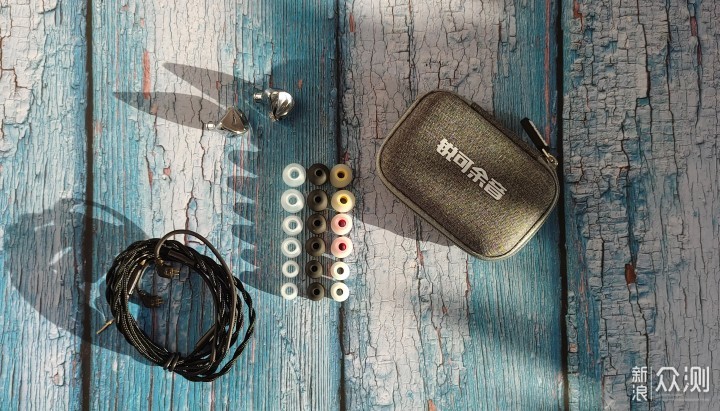 亲民的漂亮享受：锐可余音SG-01入耳式耳机