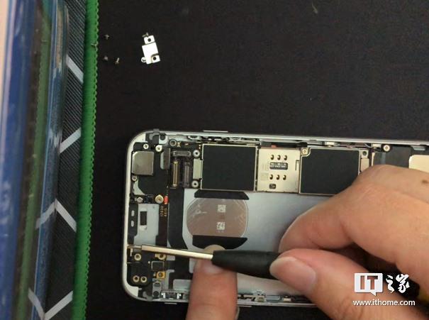 【首发】 iPhone 6S 改装石墨烯散热，榨干苹果A9全部性能