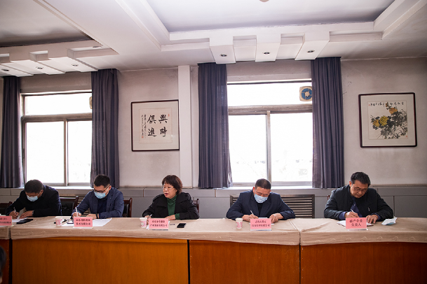 优化营商环境|山东企鹅塑胶集团重整投资人签约仪式圆满完成