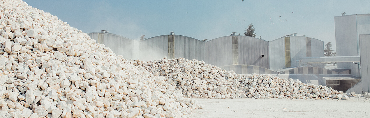 新一代涂料 石灰与石墨烯