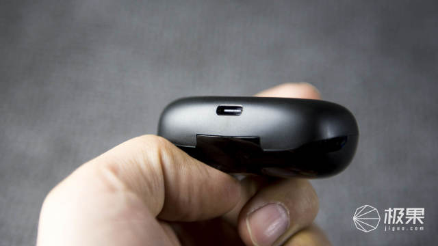 中唱CRC-T6真无线耳机首发简评:石墨烯振膜、无线小巧 中唱CRC-T6真无线耳机首发简评:石墨烯振膜、无线小巧