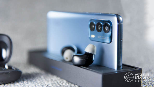 中唱CRC-T6真无线耳机首发简评:石墨烯振膜、无线小巧 中唱CRC-T6真无线耳机首发简评:石墨烯振膜、无线小巧