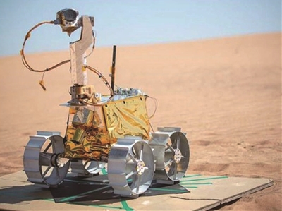 阿联酋“拉希德”号月球车发射升空