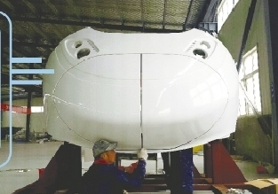 产品就是硬！青岛“小企业”为复兴号车头罩提供新材料