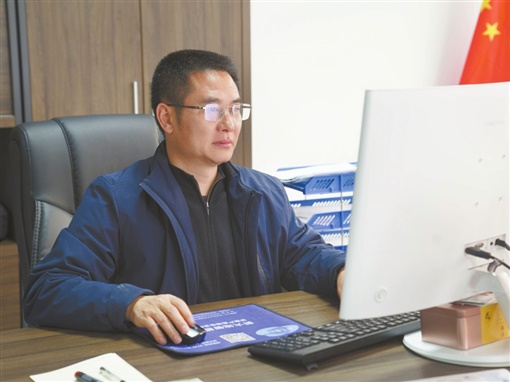 【雁归来 建家乡——湘商返乡创业兴业故事】来怀化，打造新材料产业集聚高地——湖南超威新材料有限公司总经理张家松返乡兴业故事