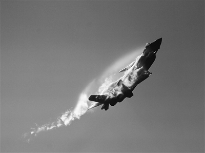 国防科技大学空天科学学院讲师贺雍律为您讲述——机身结构材料：决胜空天的“硬脊梁”